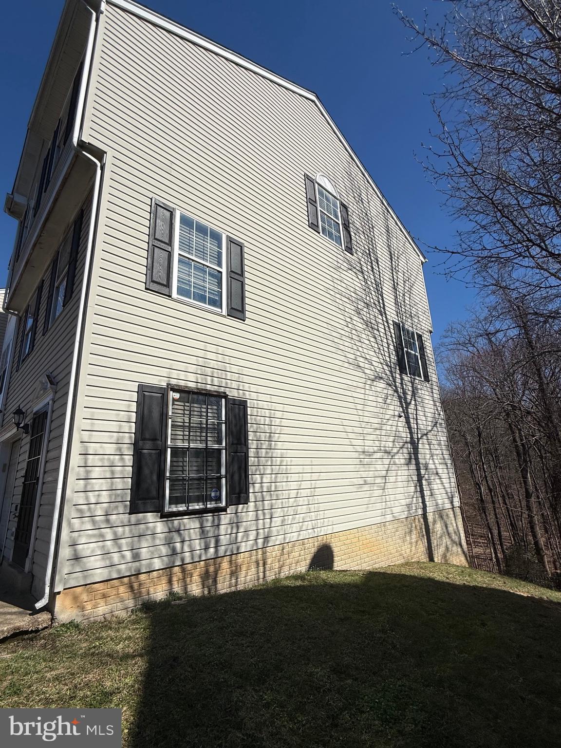 1614 DEEP GORGE COURT