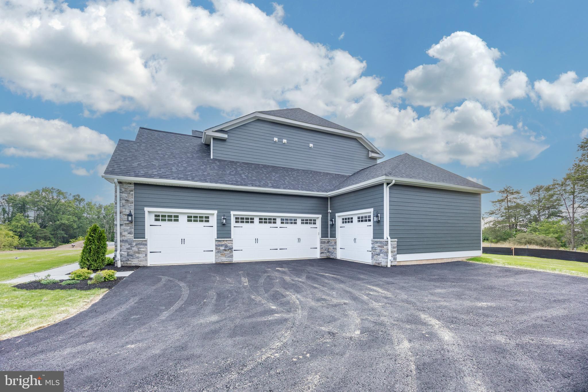 543 WEBB RD #BD