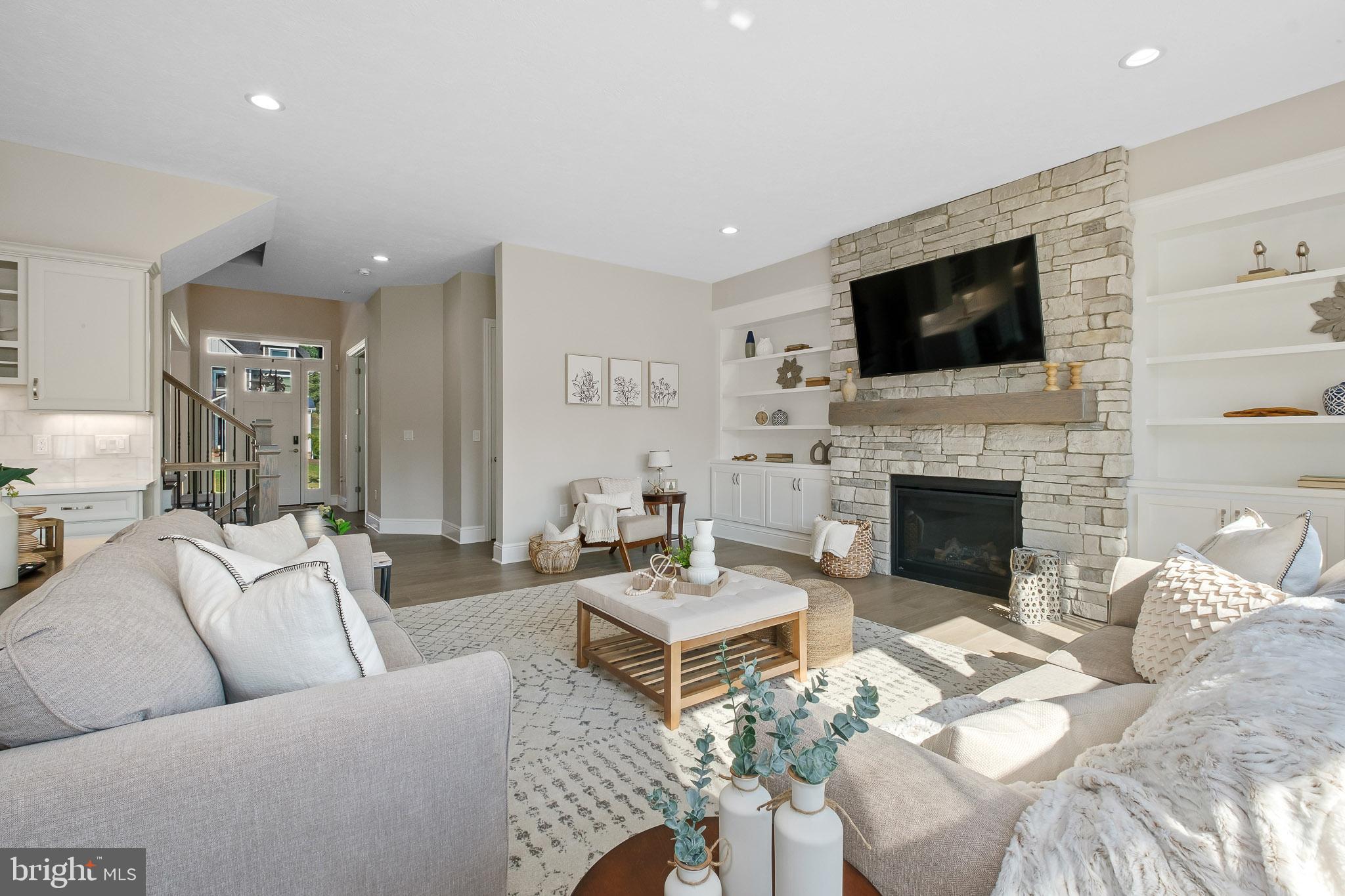 OAKWOOD - Residential