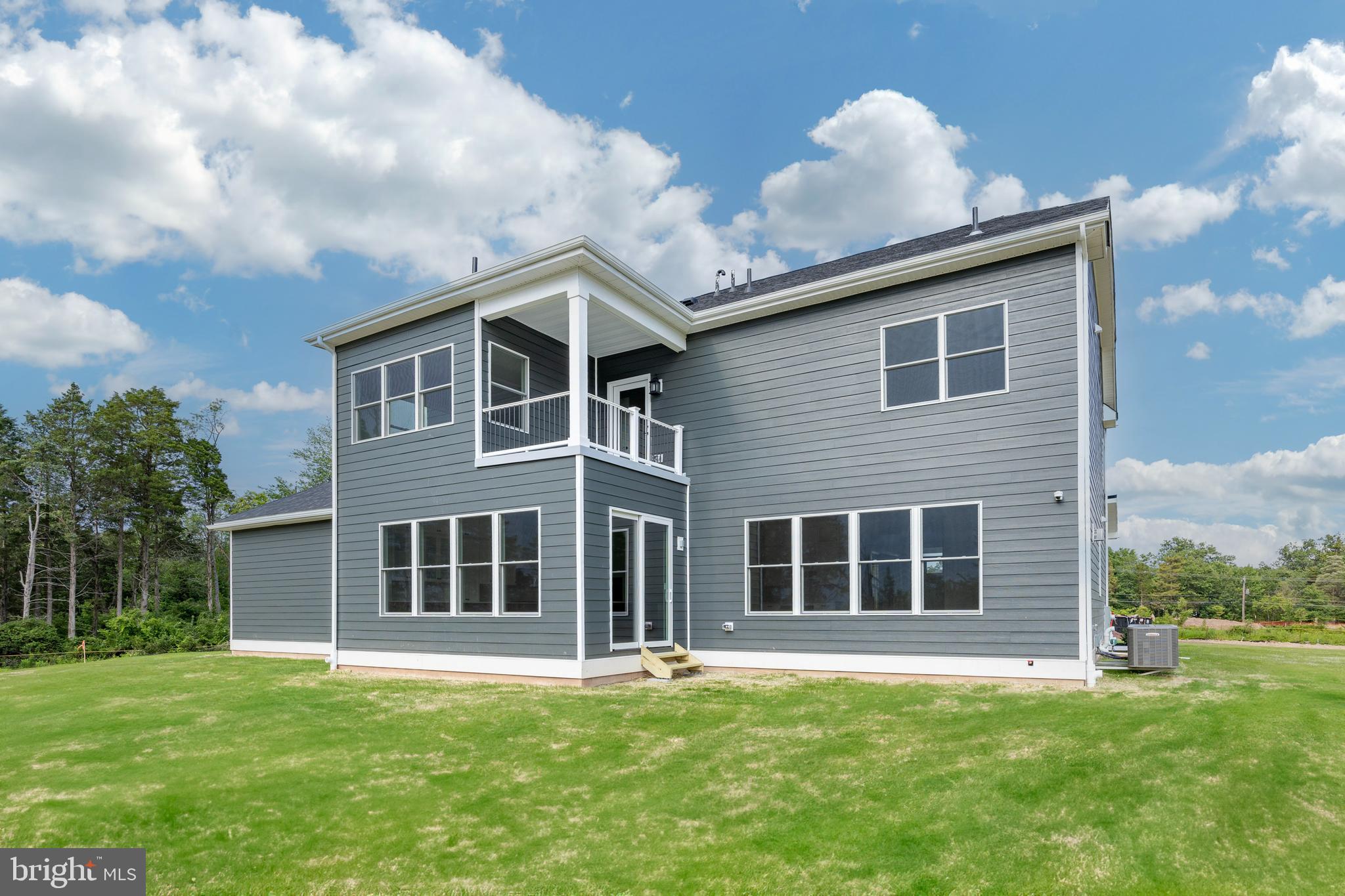 543 WEBB RD #BD