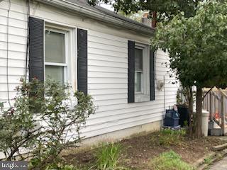 506 LEE DRIVE