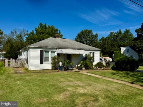 MLS: MDBC2174800