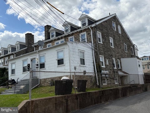 Multifamily For Sale - 42 Brandon Road<br/> UPPER DARBY, PA 19082