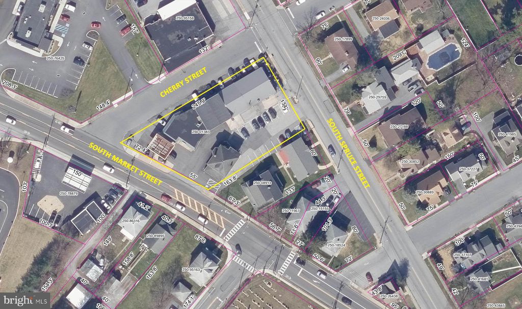 Photo of 903 S Market Street, ELIZABETHTOWN, PA 17022 (MLS # PALA2077390)