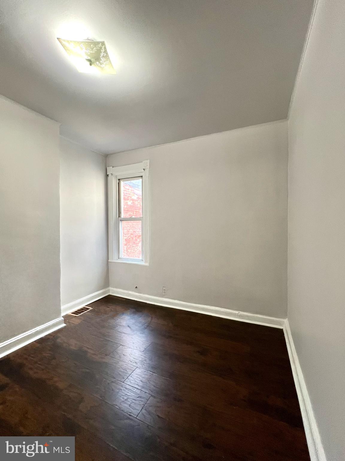 SANDTOWN-WINCHESTER - Residential Lease