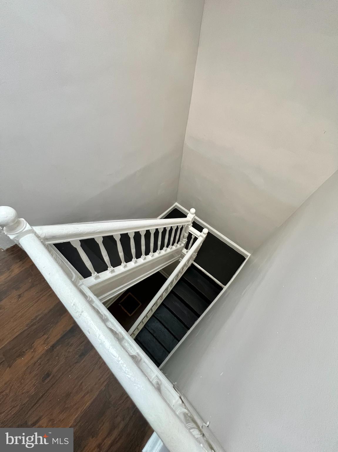 SANDTOWN-WINCHESTER - Residential Lease