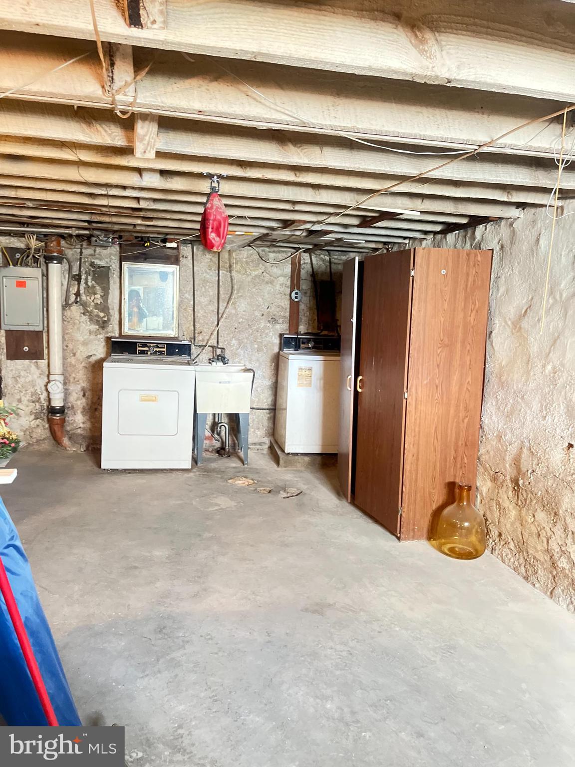 OVERBROOK - Residential