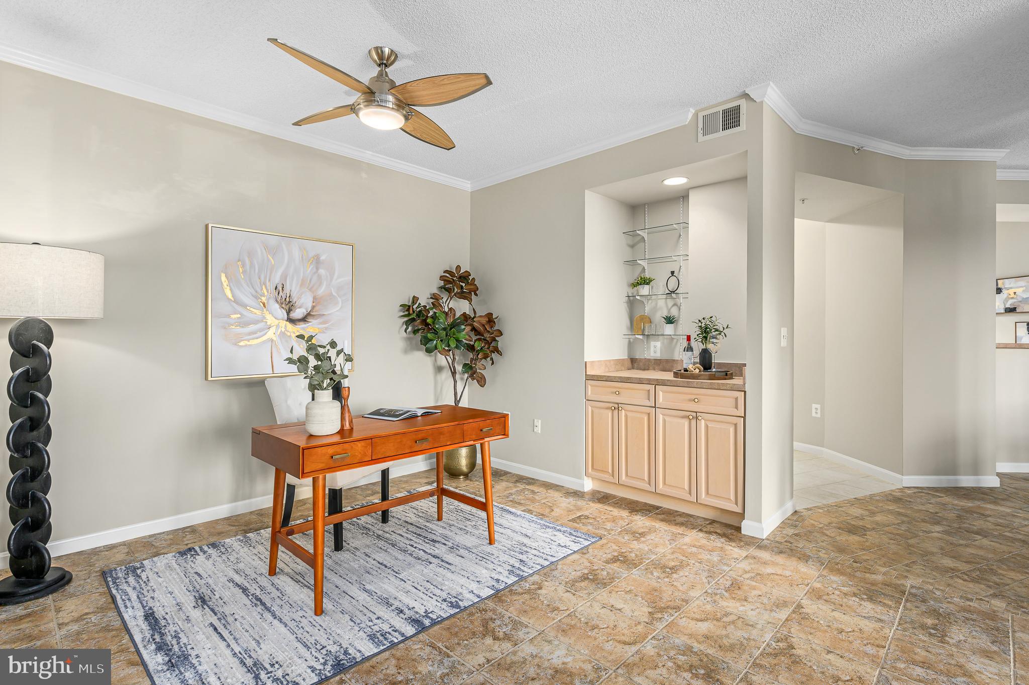LANSDOWNE WOODS - Residential