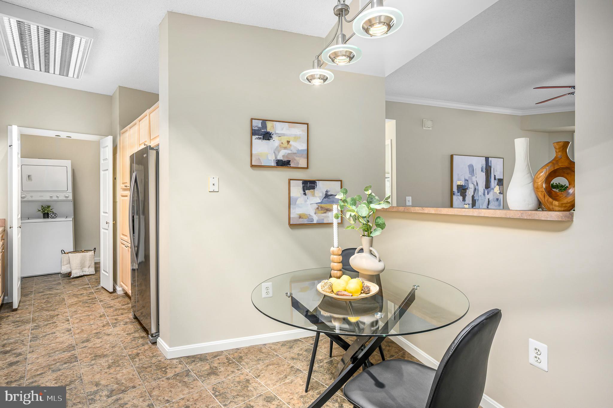 LANSDOWNE WOODS - Residential