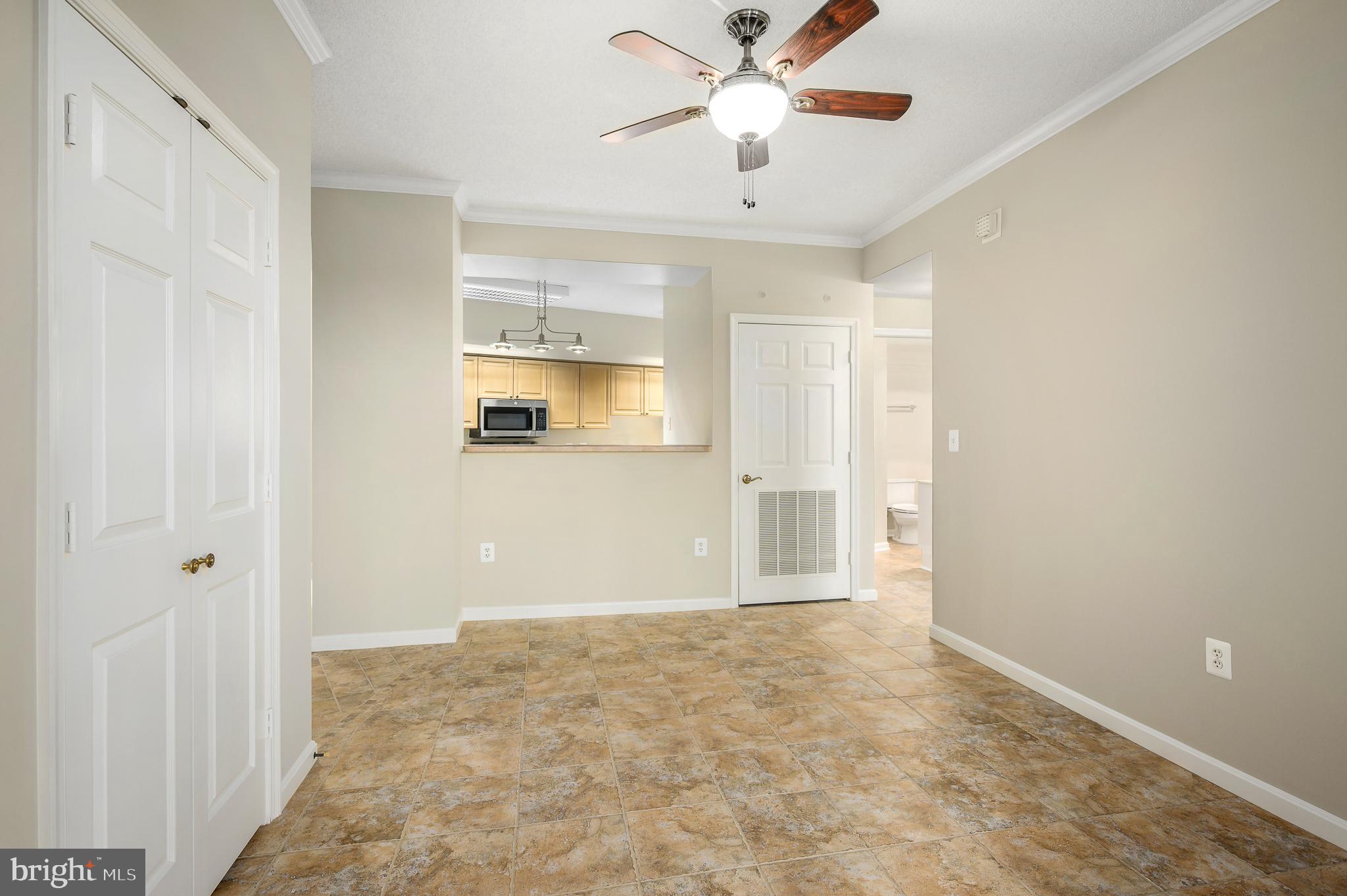 LANSDOWNE WOODS - Residential