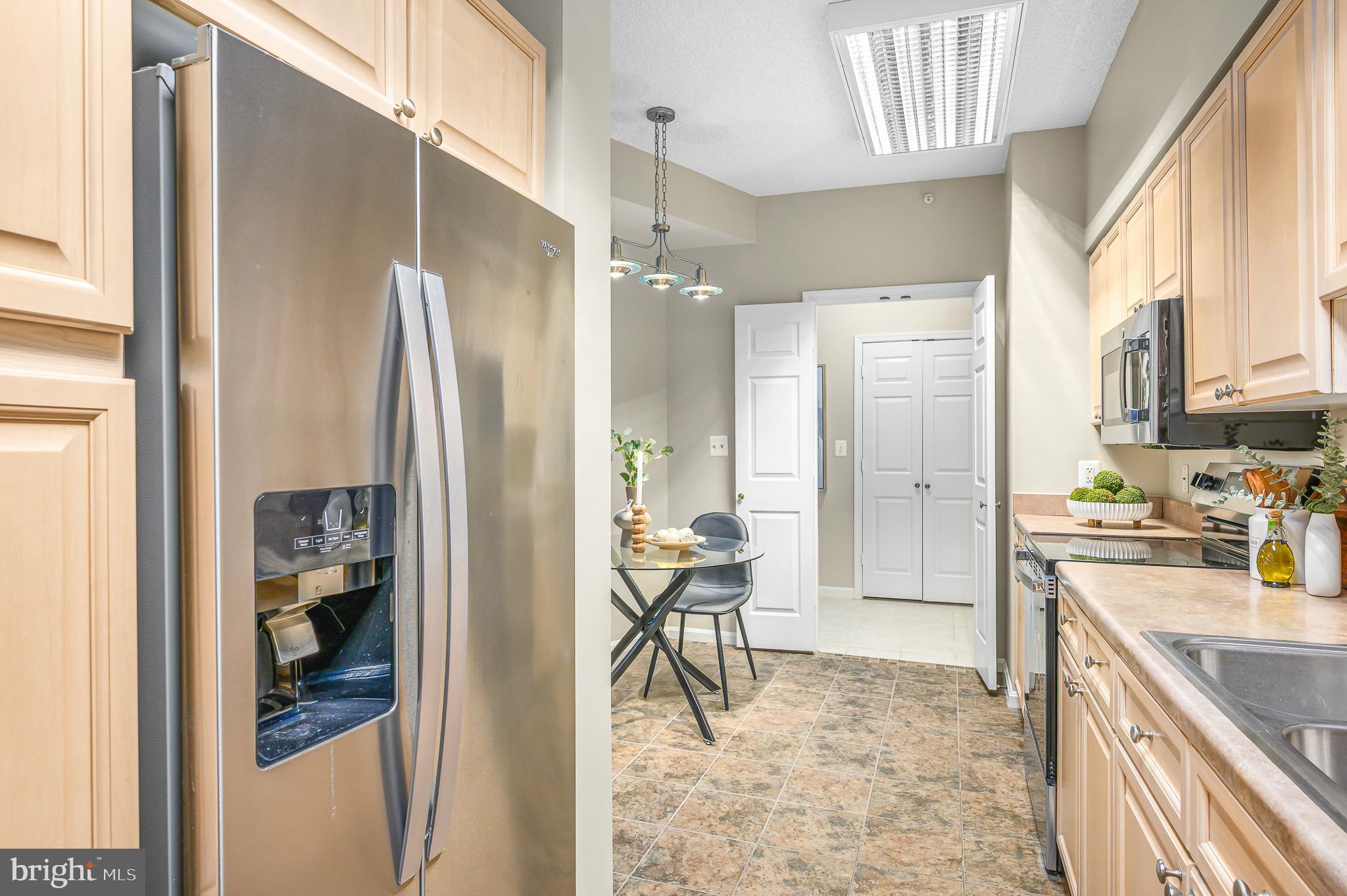 LANSDOWNE WOODS - Residential