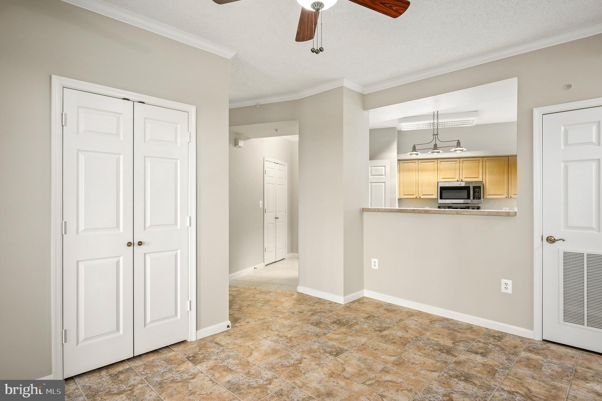 LANSDOWNE WOODS - Residential