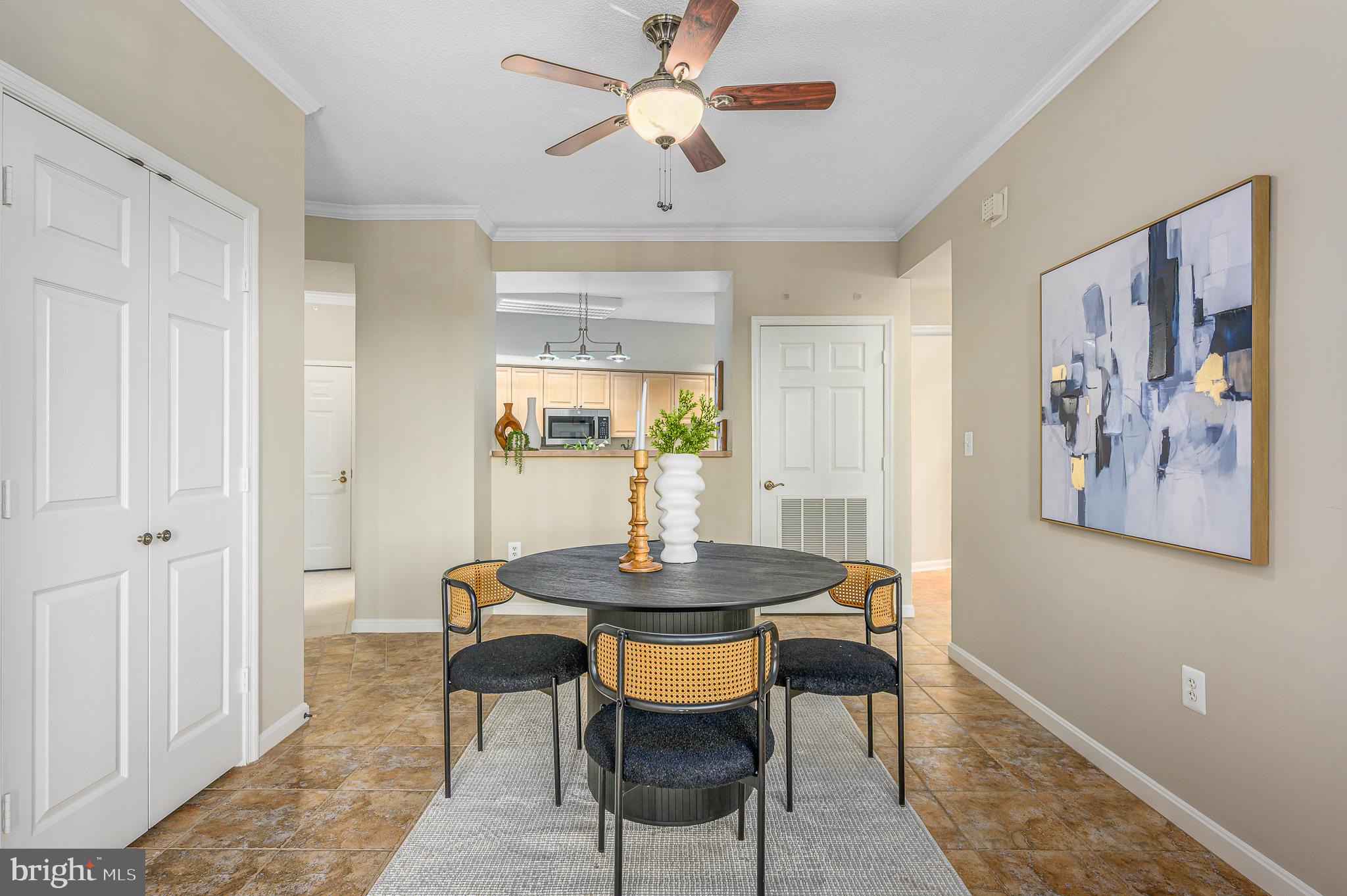LANSDOWNE WOODS - Residential