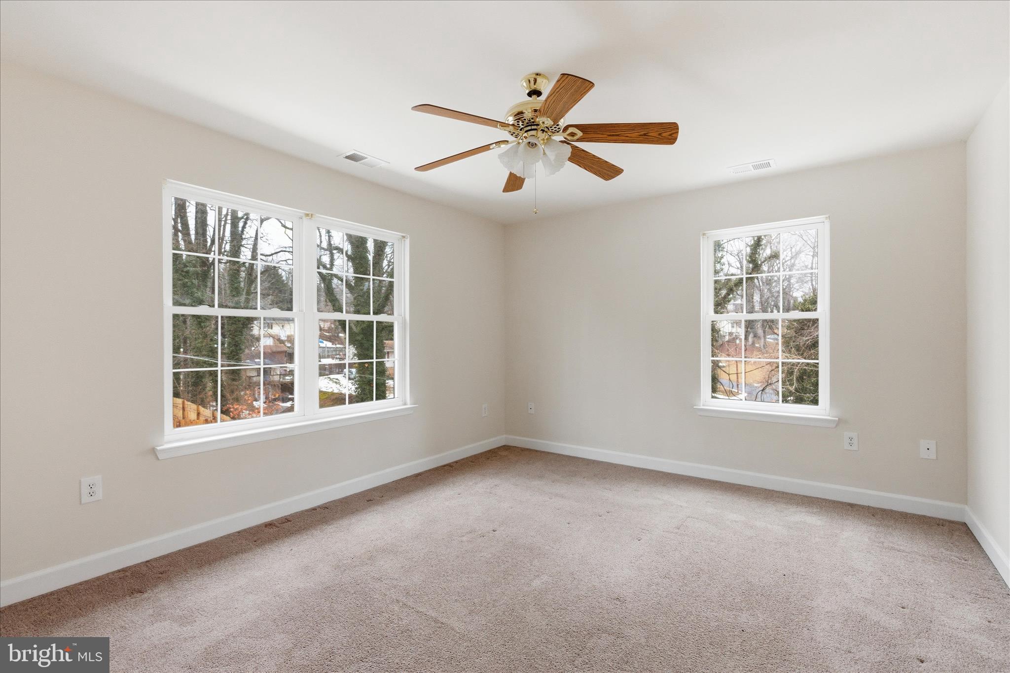 SUMMER CITY - Residential