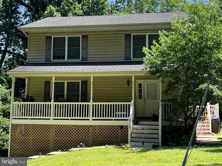 Welcome to this recently updated colonial-style home in the Chesapeake Beach, Maryland. Freshly painted throughout with new doors, professionally cleaned carpeting and a recently power-washed exterior, this home has curb appeal and is move-in ready. The home's layout features generously sized bedrooms and a bathroom on each floor.  This is an ideal space for both everyday living and entertaining.
The finished basement expands the living space even further--perfect for a recreation room, home office, personal gym, or guest suite. Located just minutes from  waterfront attractions, shops, and dining. Don't miss this opportunity to make this beautifully refreshed home your own.