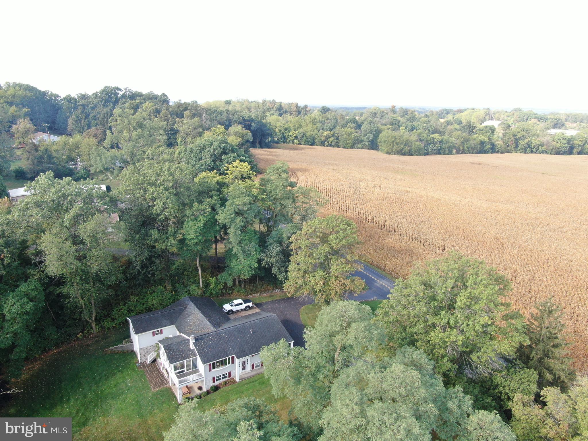 1910 SPRINGVIEW DRIVE