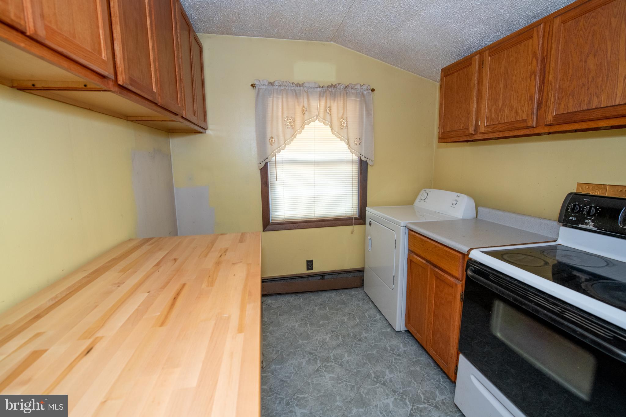 LEVITTOWN - Residential