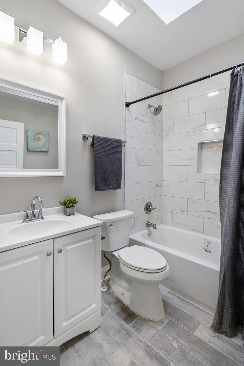 BRIDGEVIEW - GREENLAWN - Residential