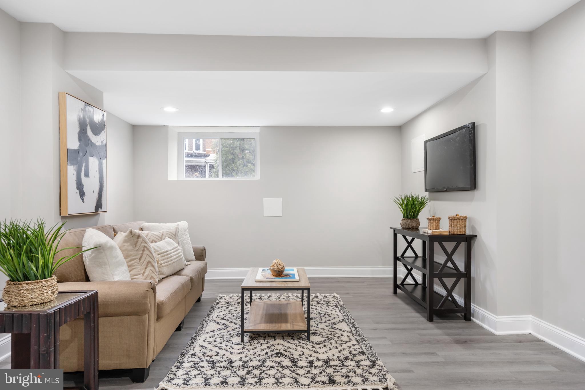 BRIDGEVIEW - GREENLAWN - Residential