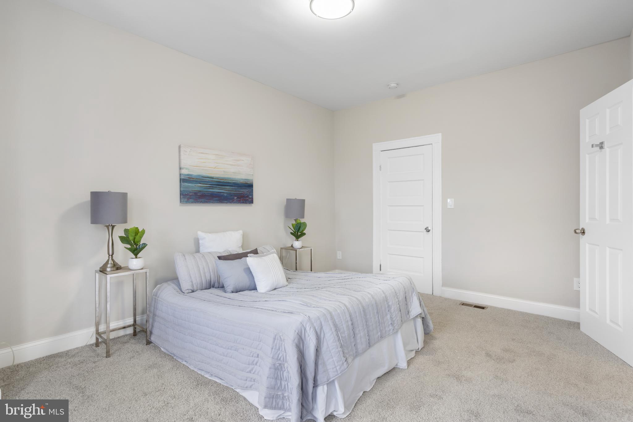 BRIDGEVIEW - GREENLAWN - Residential