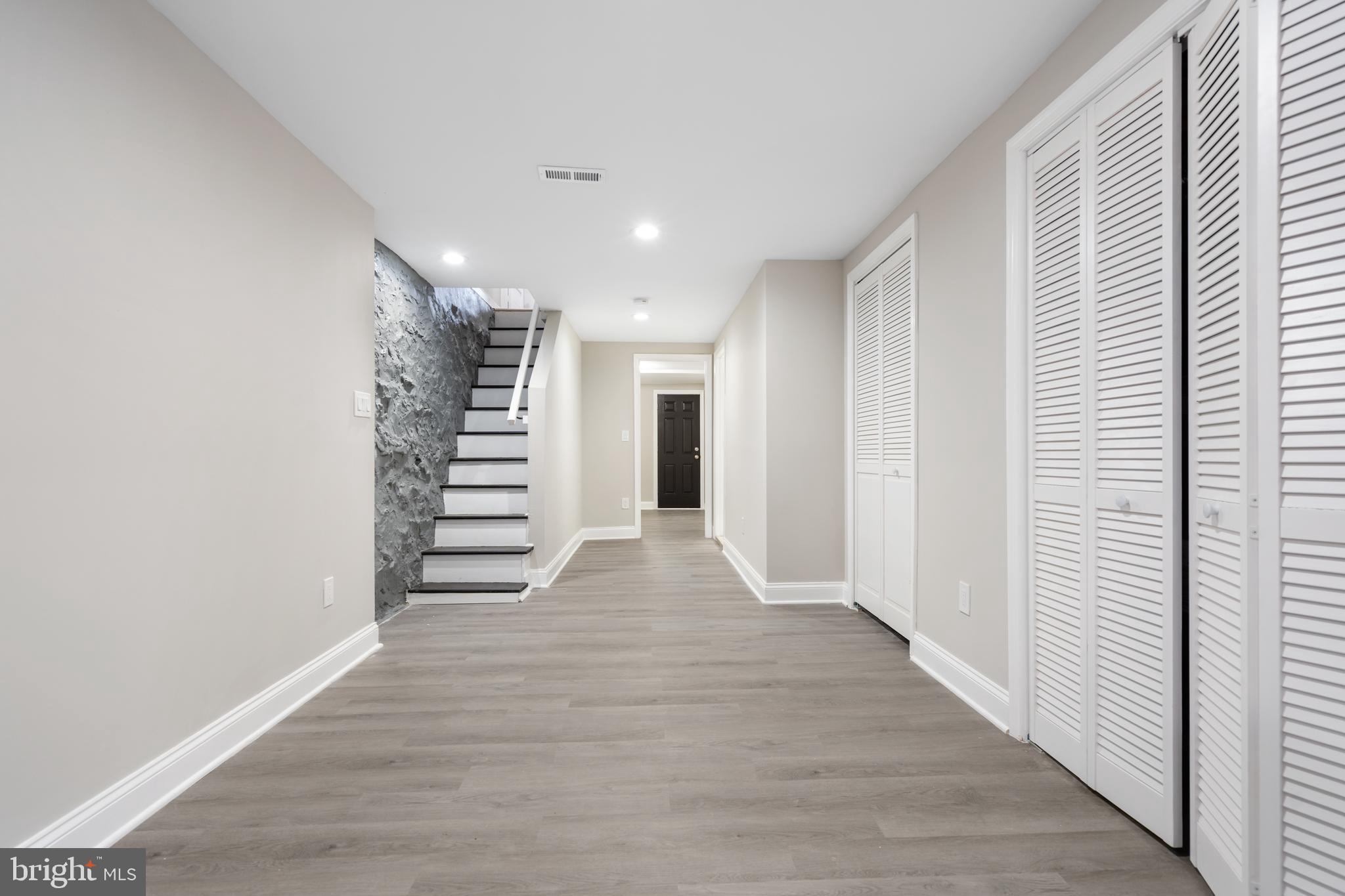 BRIDGEVIEW - GREENLAWN - Residential