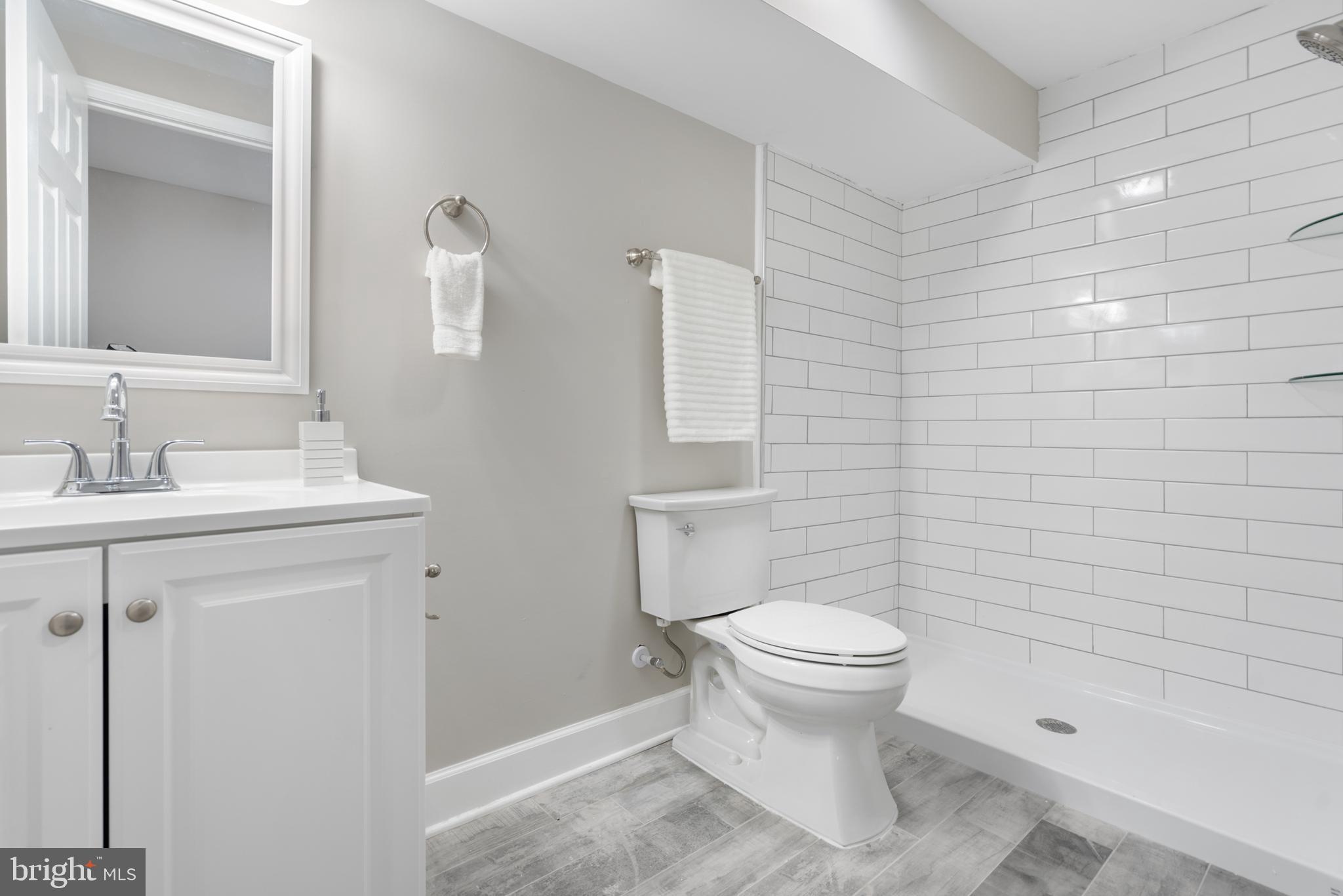 BRIDGEVIEW - GREENLAWN - Residential