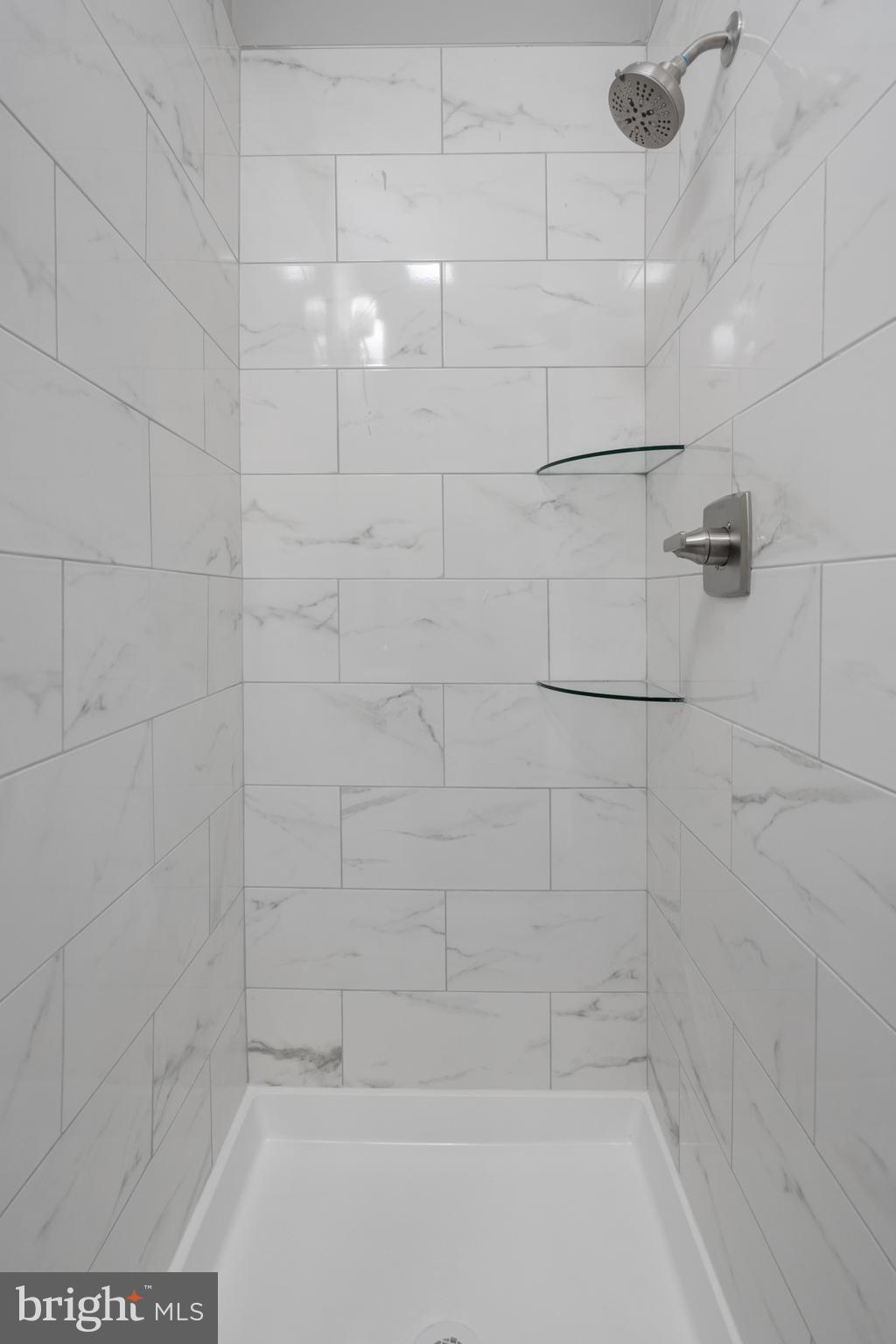 BRIDGEVIEW - GREENLAWN - Residential