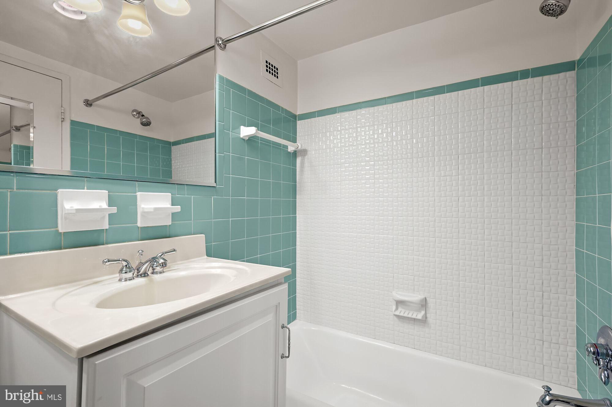 GROSVENOR PARK - Residential