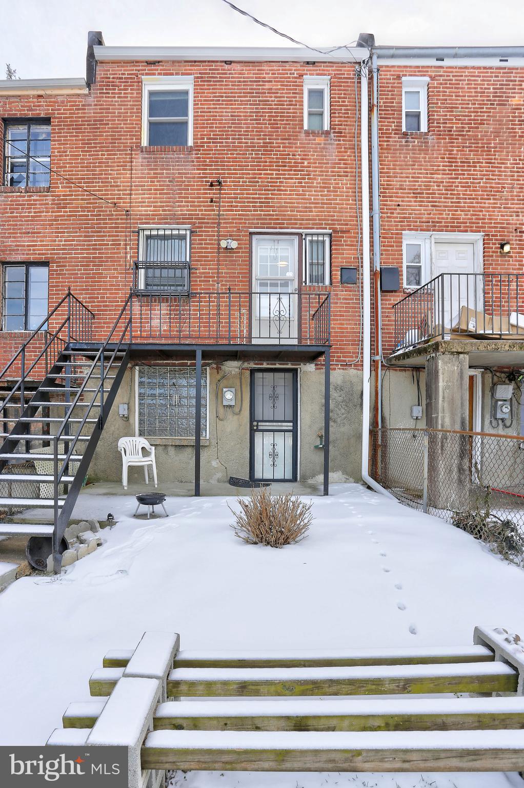 GREEN SPRING - Residential Lease