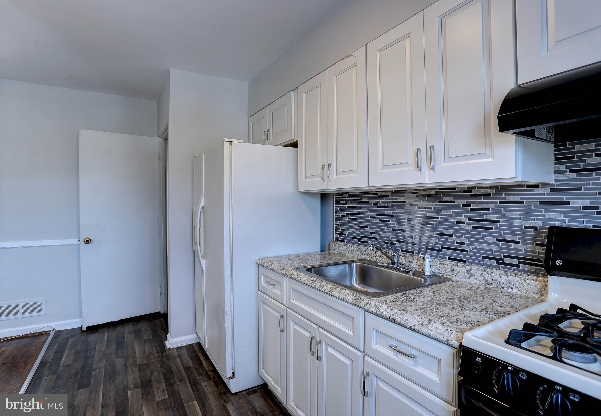 GREEN SPRING - Residential Lease