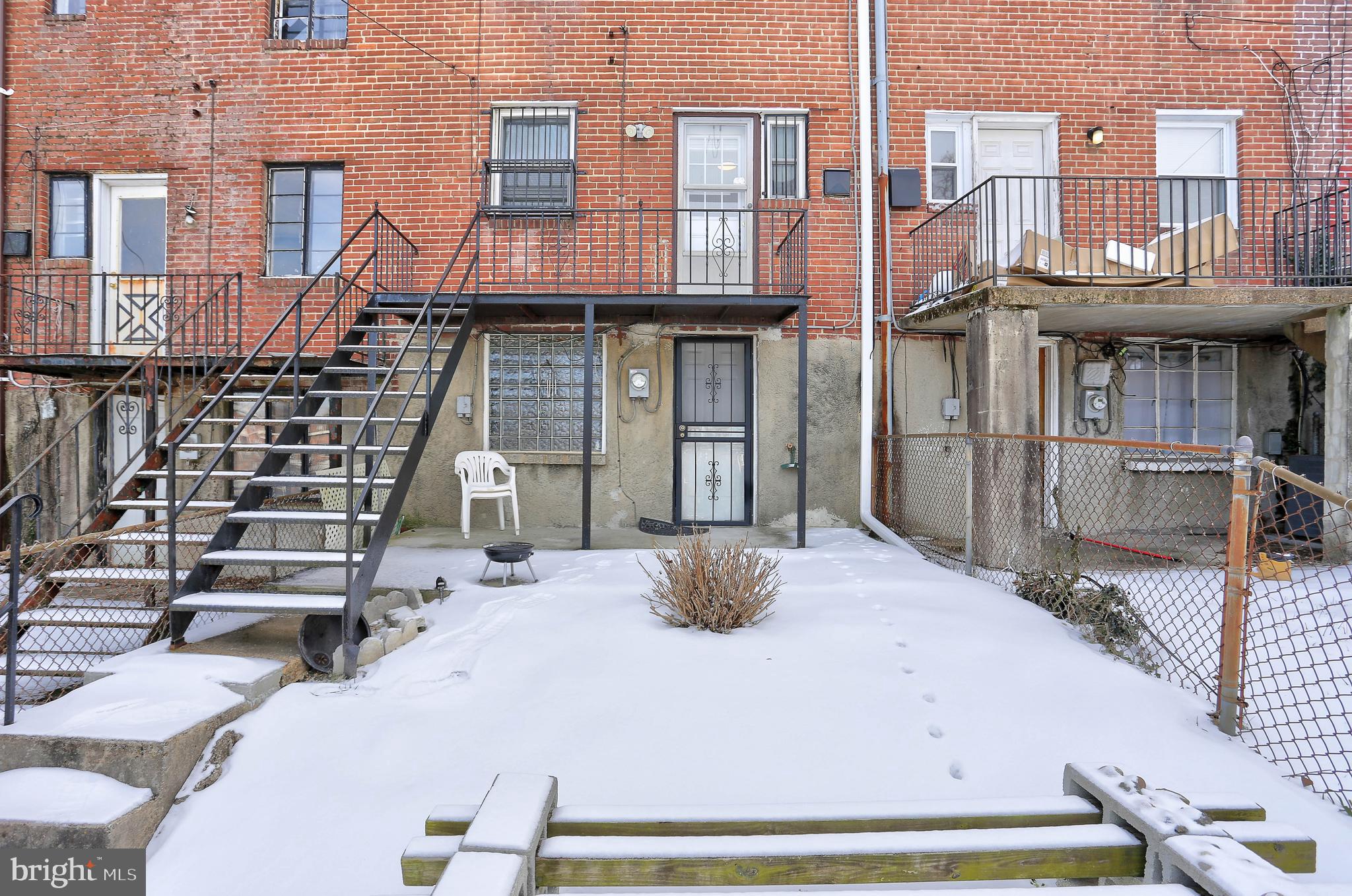 GREEN SPRING - Residential Lease