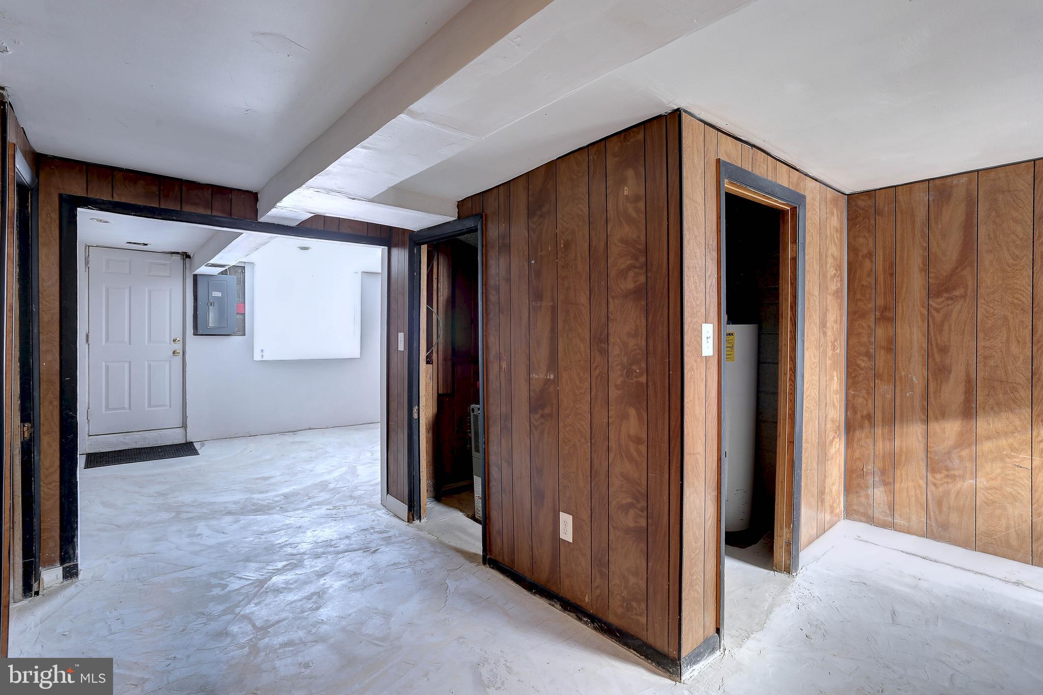 GREEN SPRING - Residential Lease