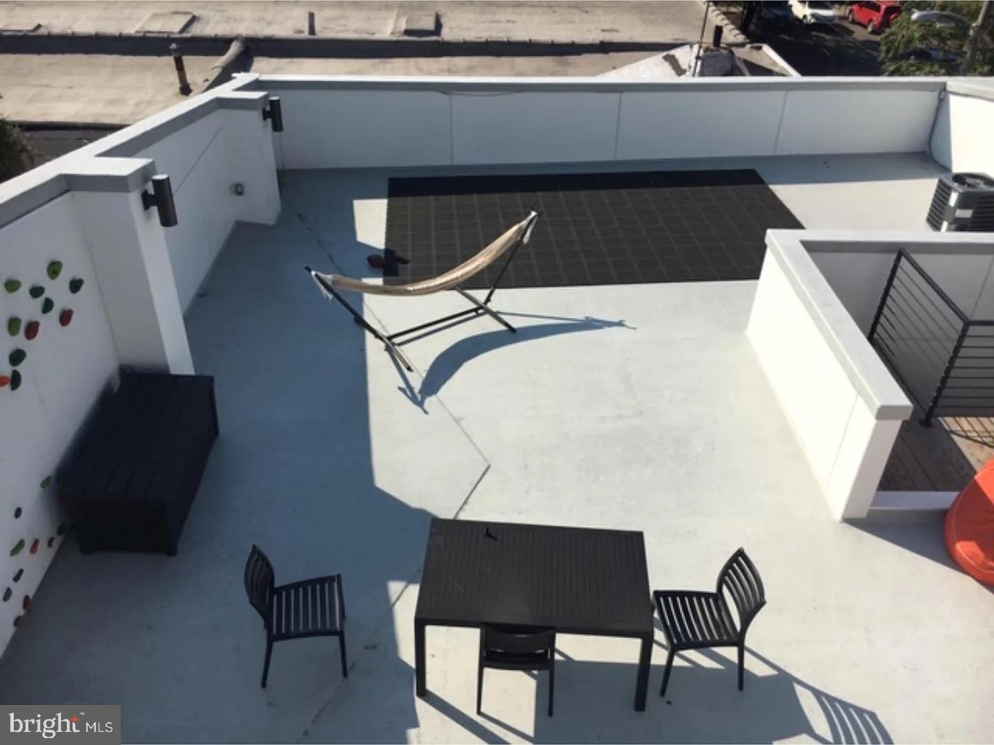 FISHTOWN - Residential Lease