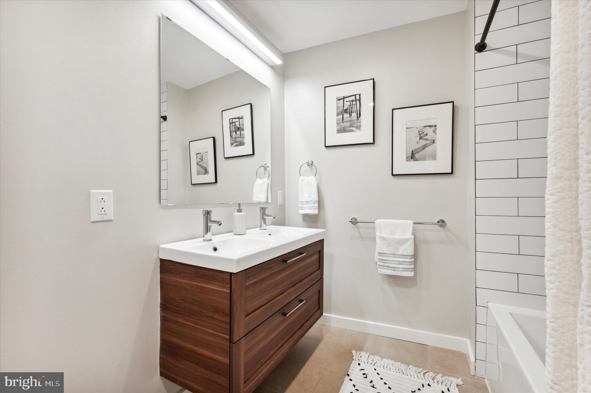 FISHTOWN - Residential Lease