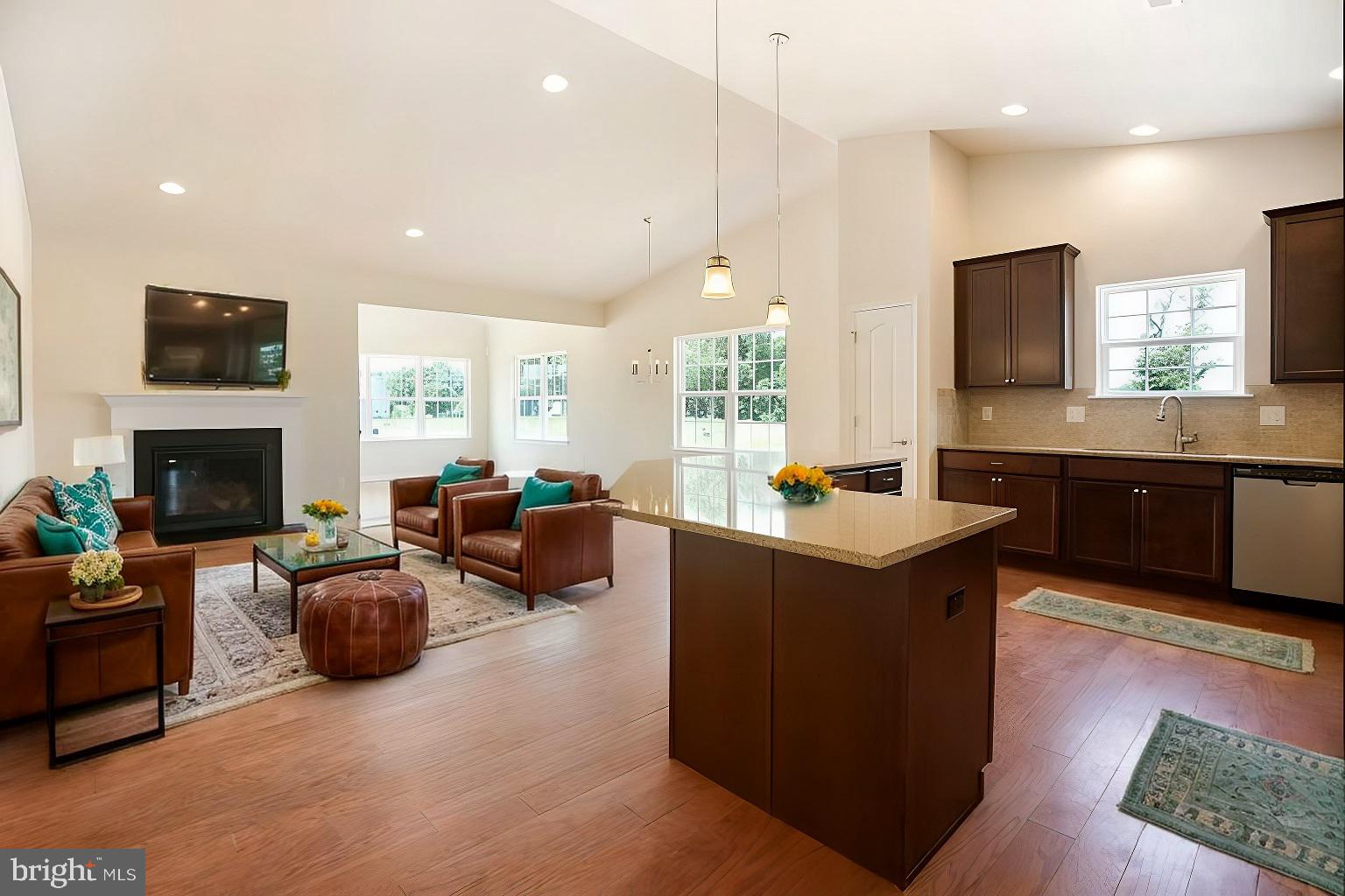 TOWNSEND - Residential