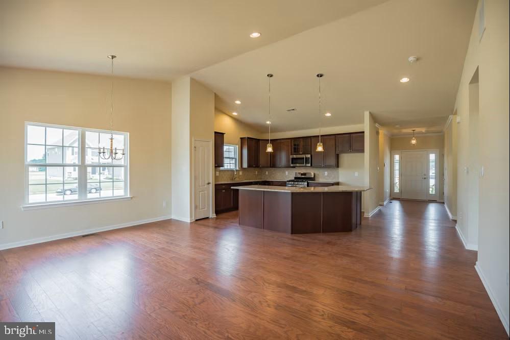 TOWNSEND - Residential