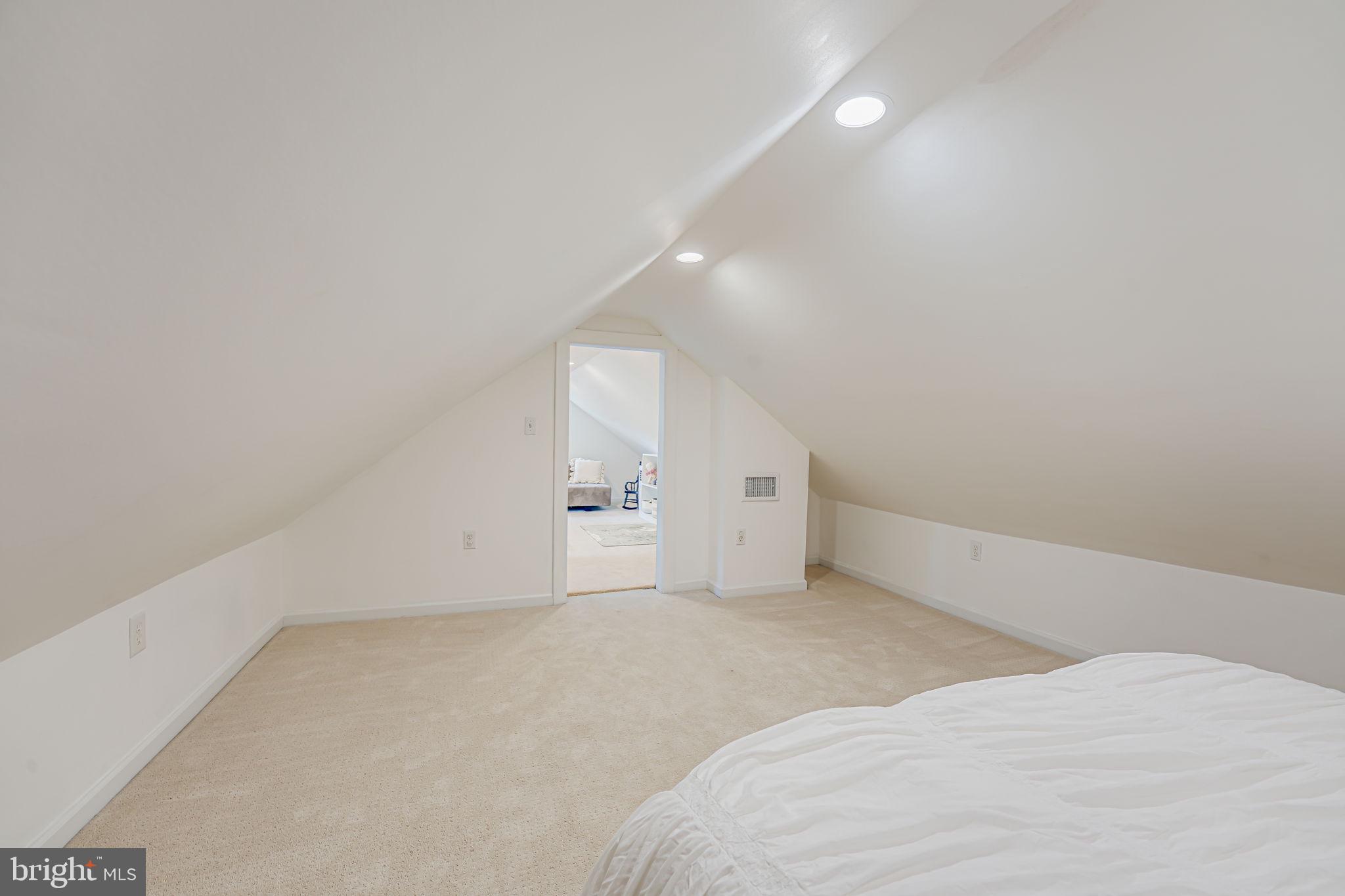 OVERLOOK TERRACE - Residential