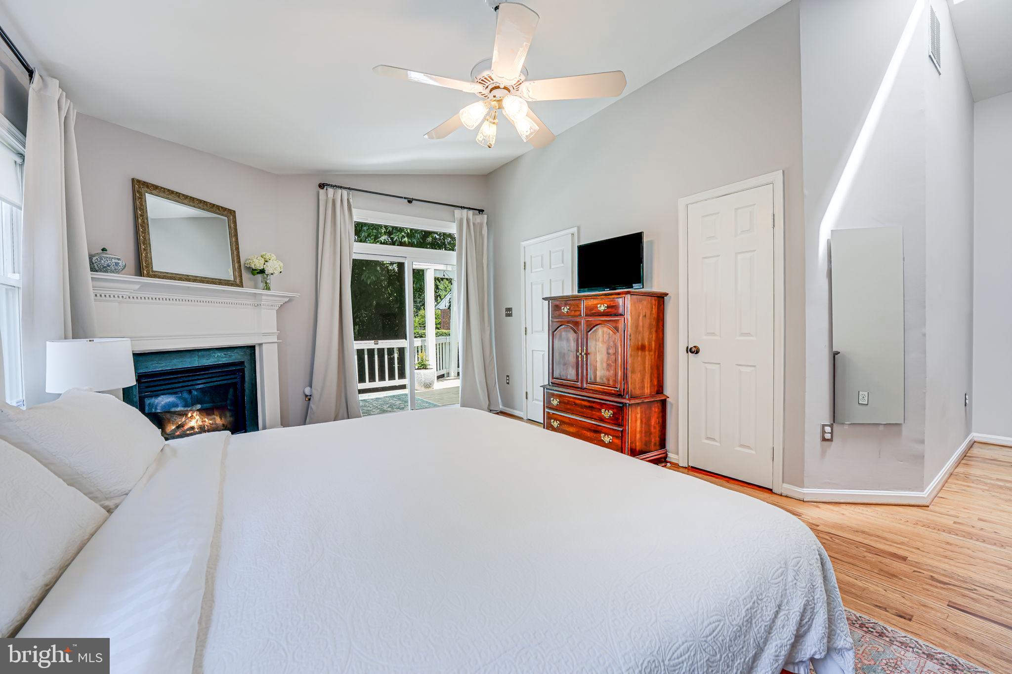 OVERLOOK TERRACE - Residential