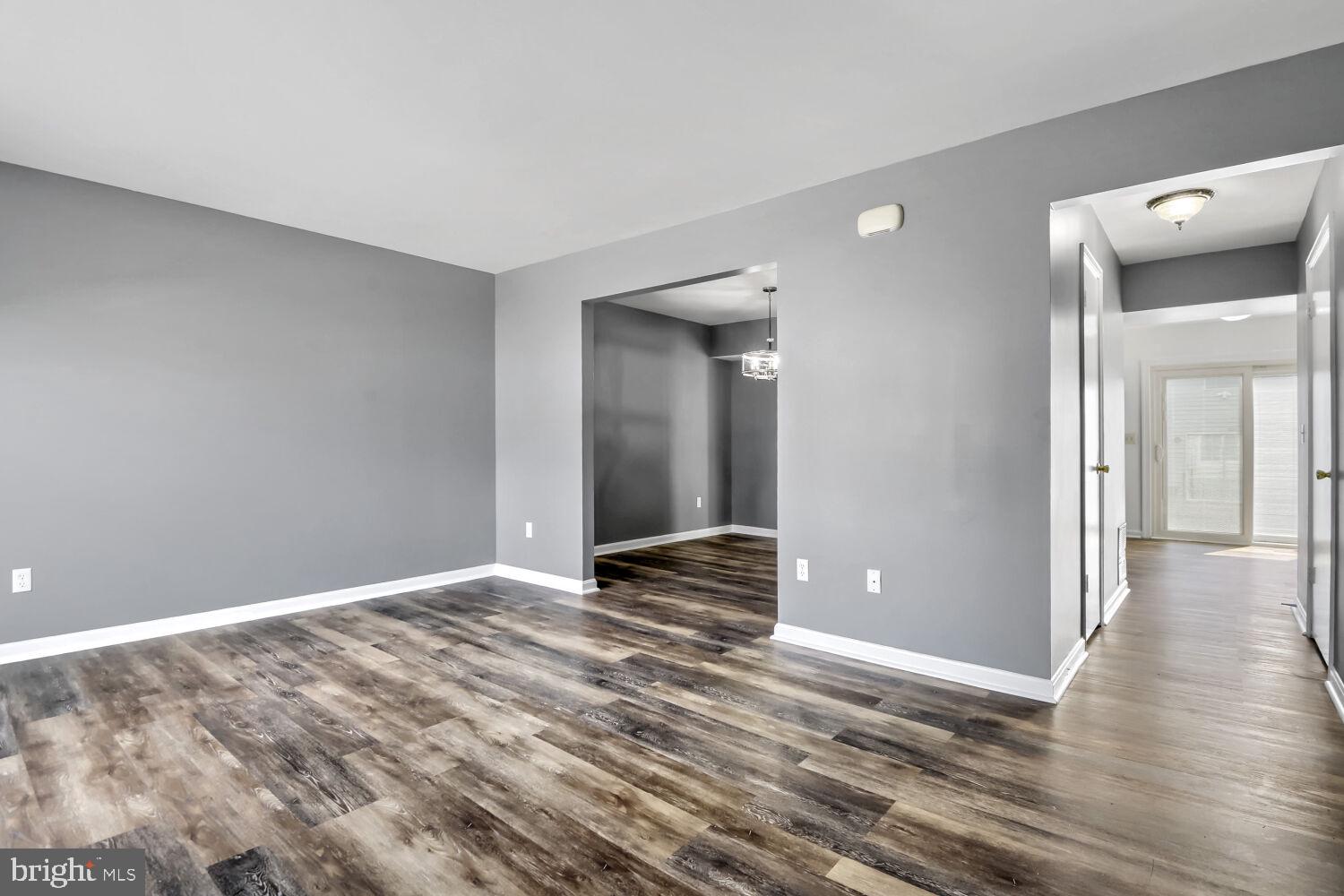 7202 RUTHERFORD GREEN CIRCLE