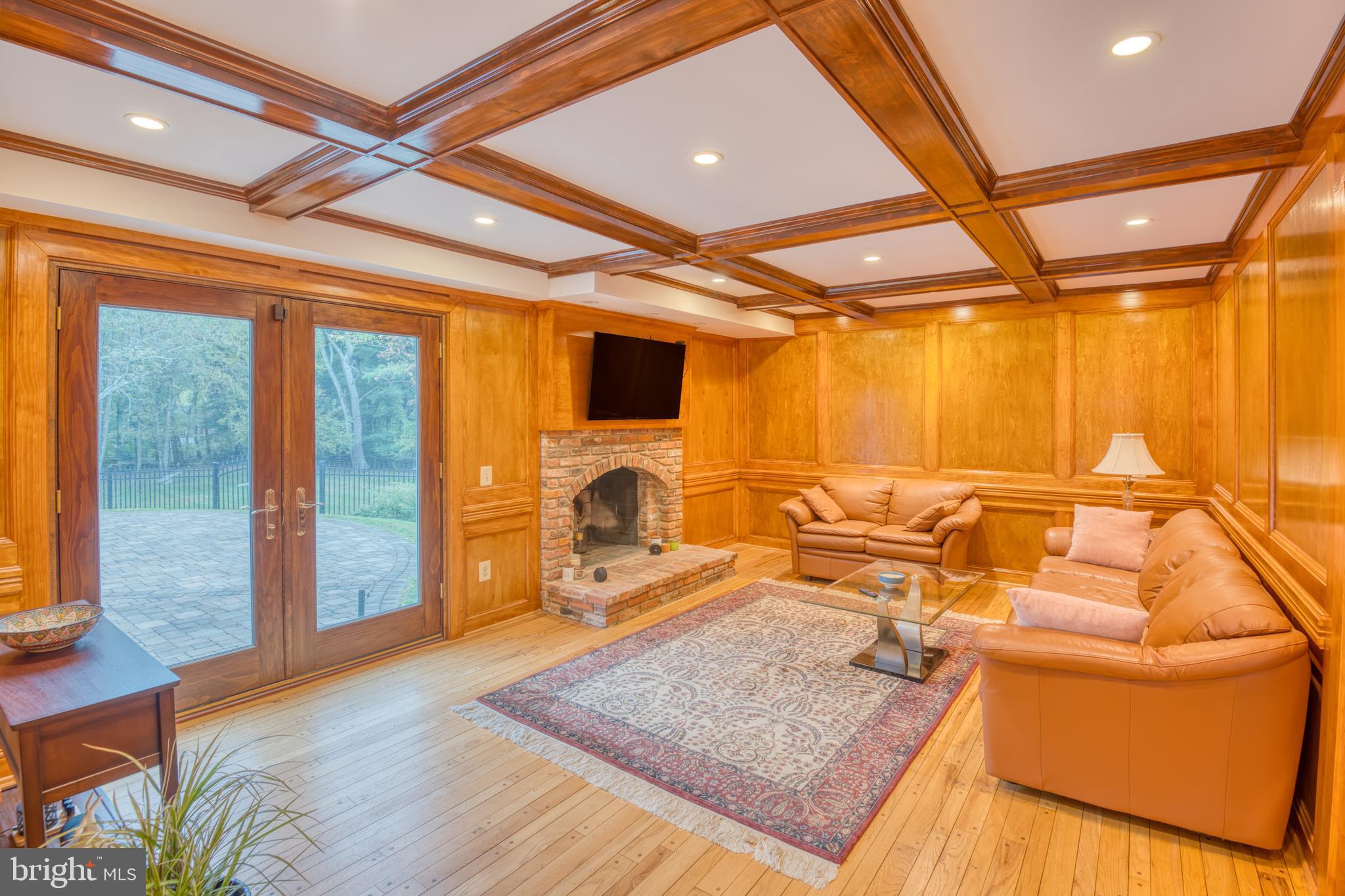 PINEY GLEN FARMS - Residential