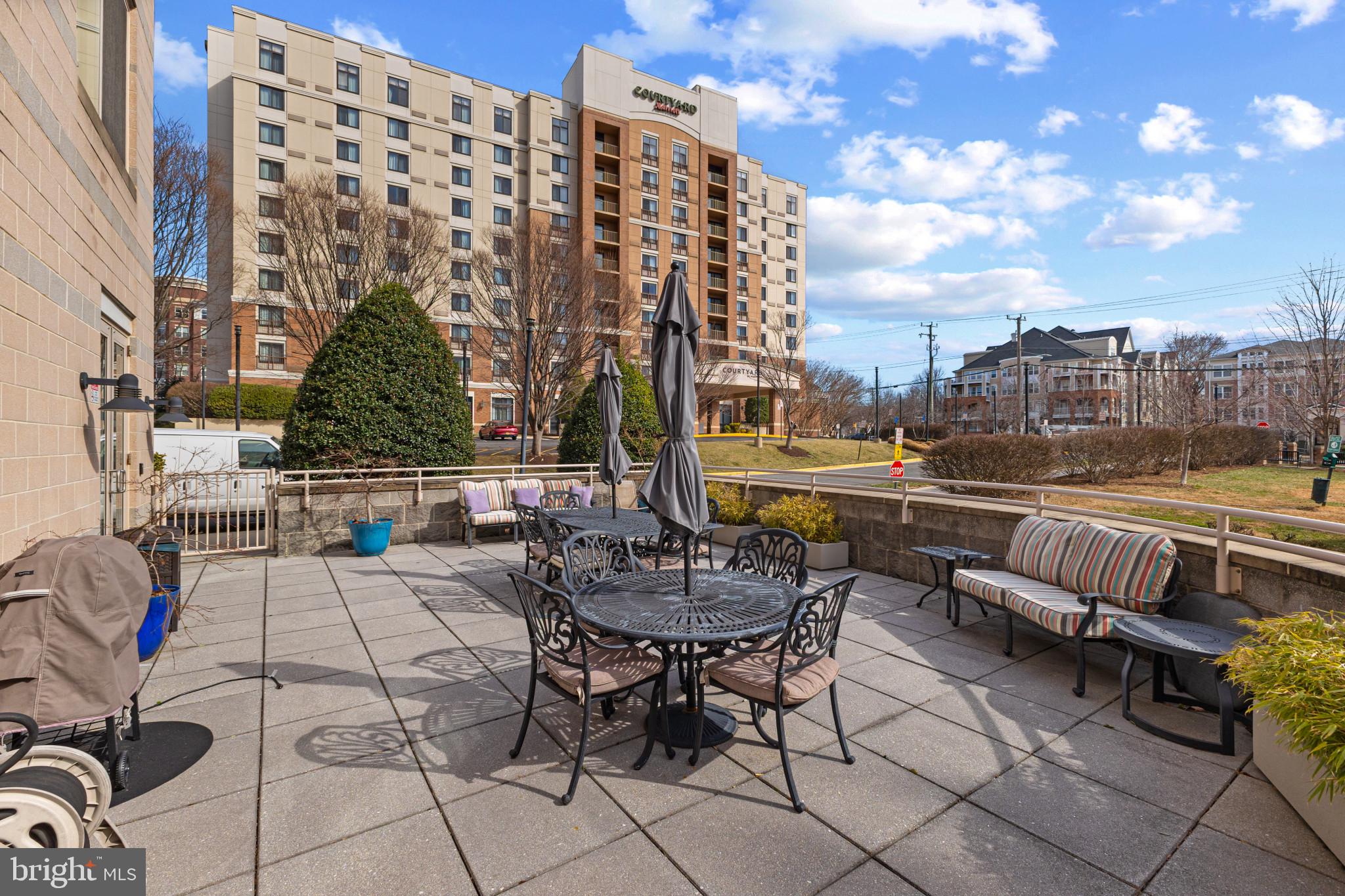 WILTON HOUSE - Residential