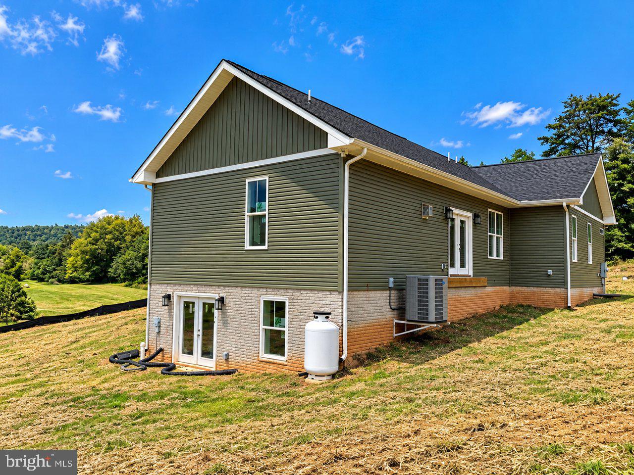 9452 MOSES PLACE