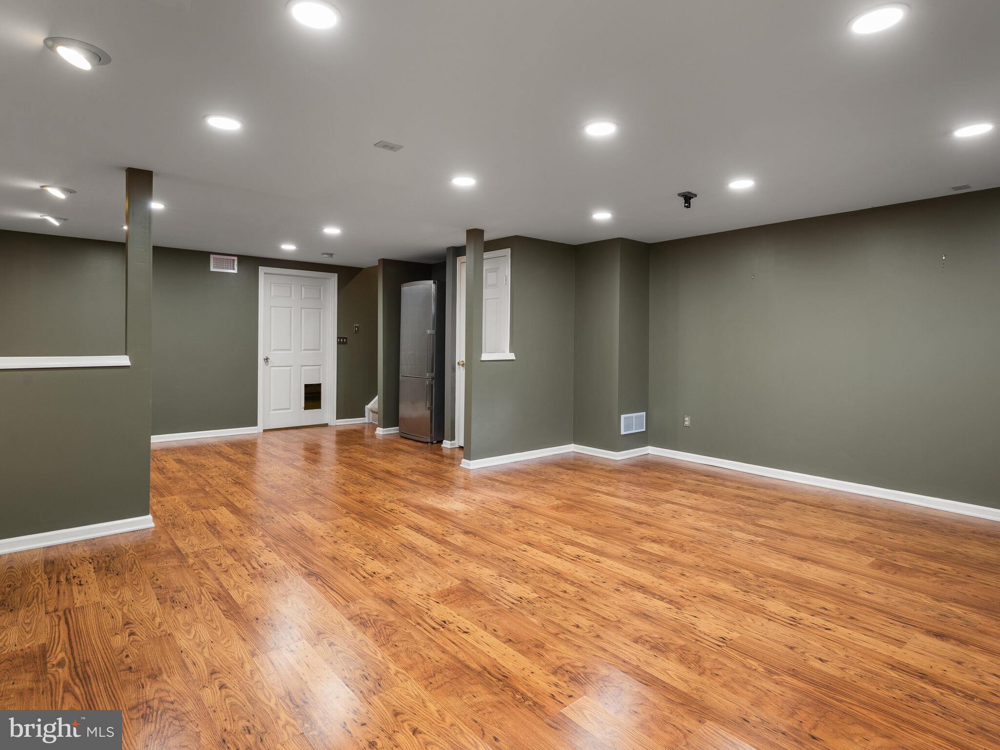 CHARLESTOWN HUNT - Residential