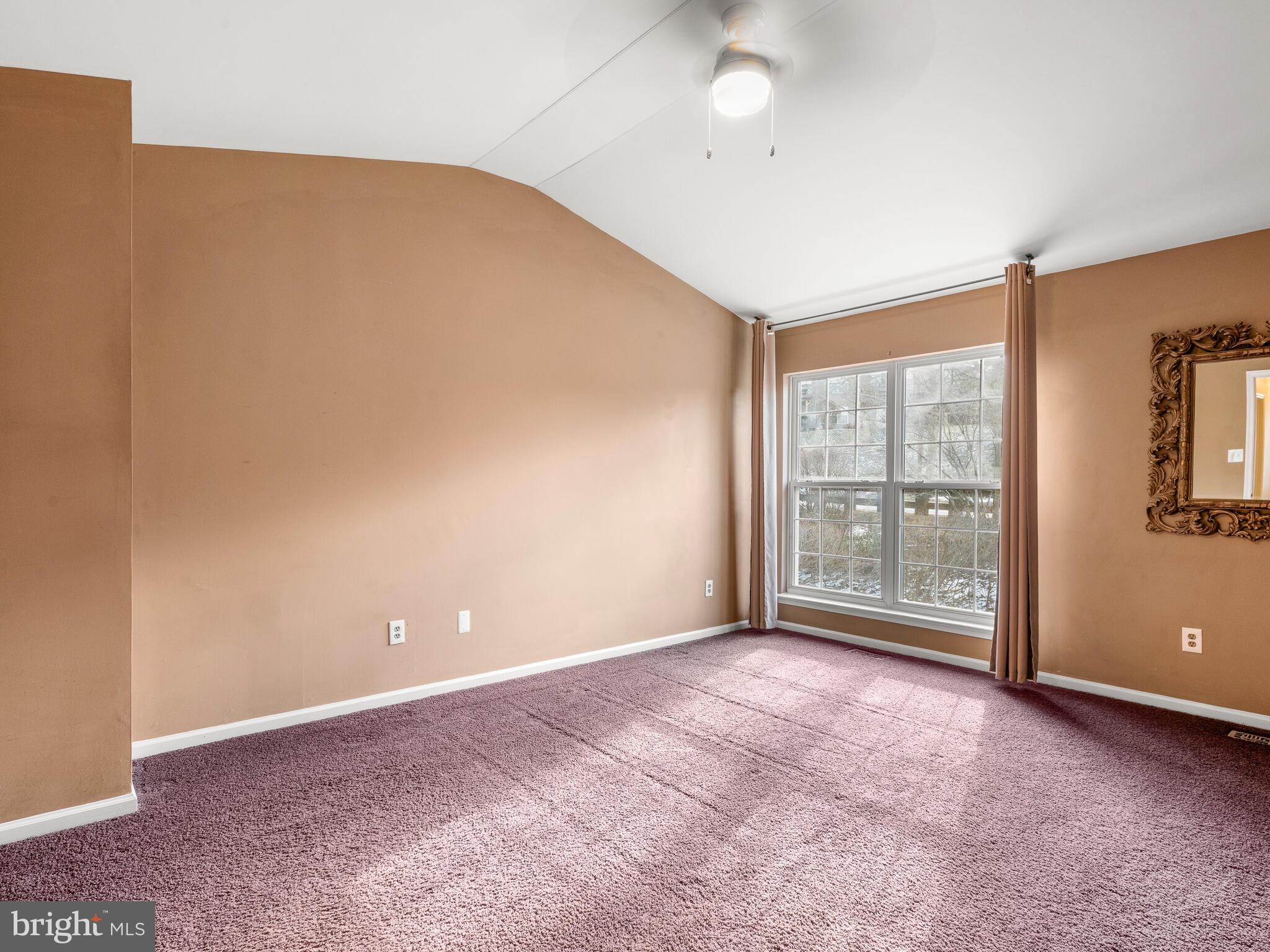 CHARLESTOWN HUNT - Residential