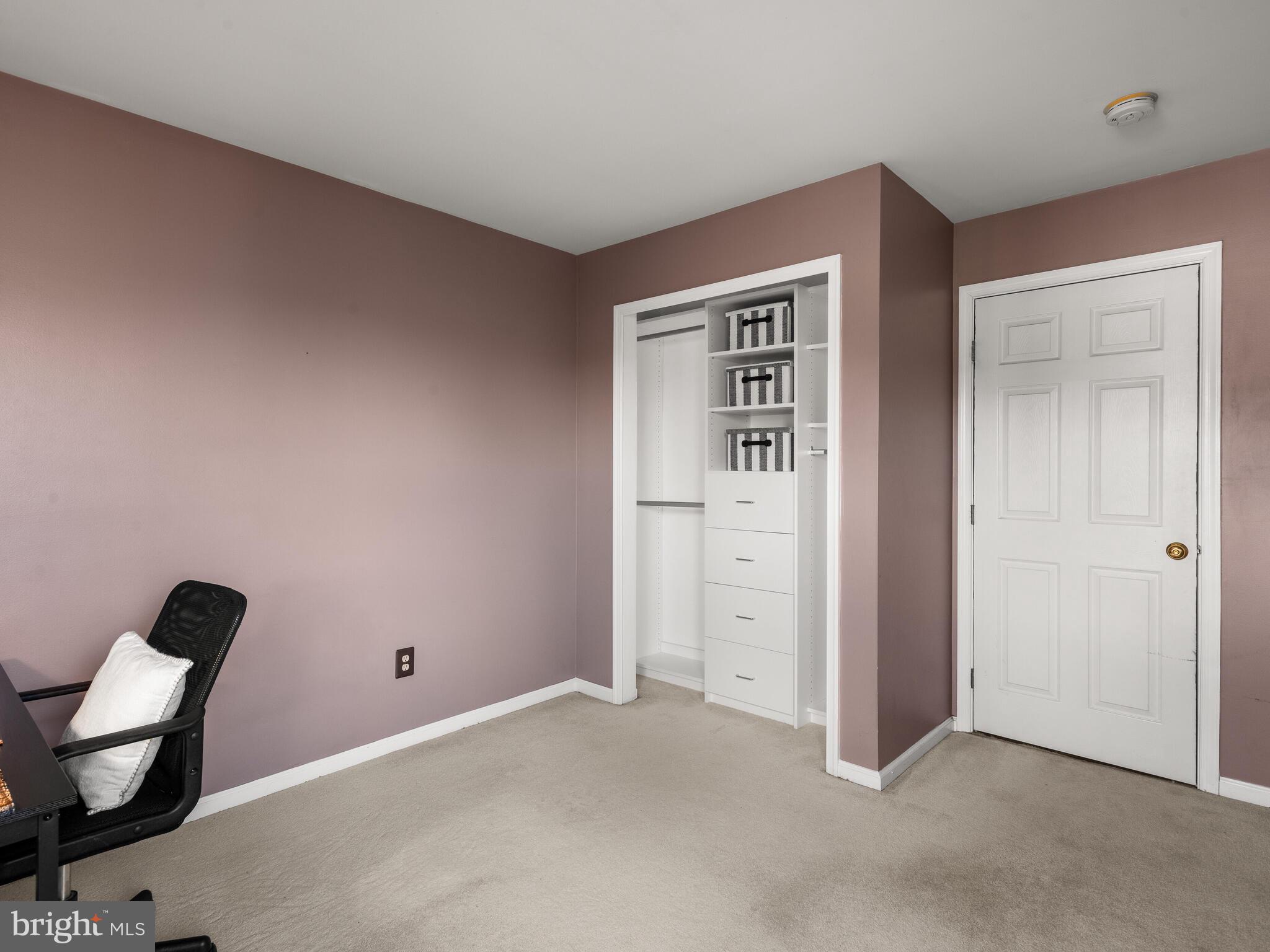 CHARLESTOWN HUNT - Residential