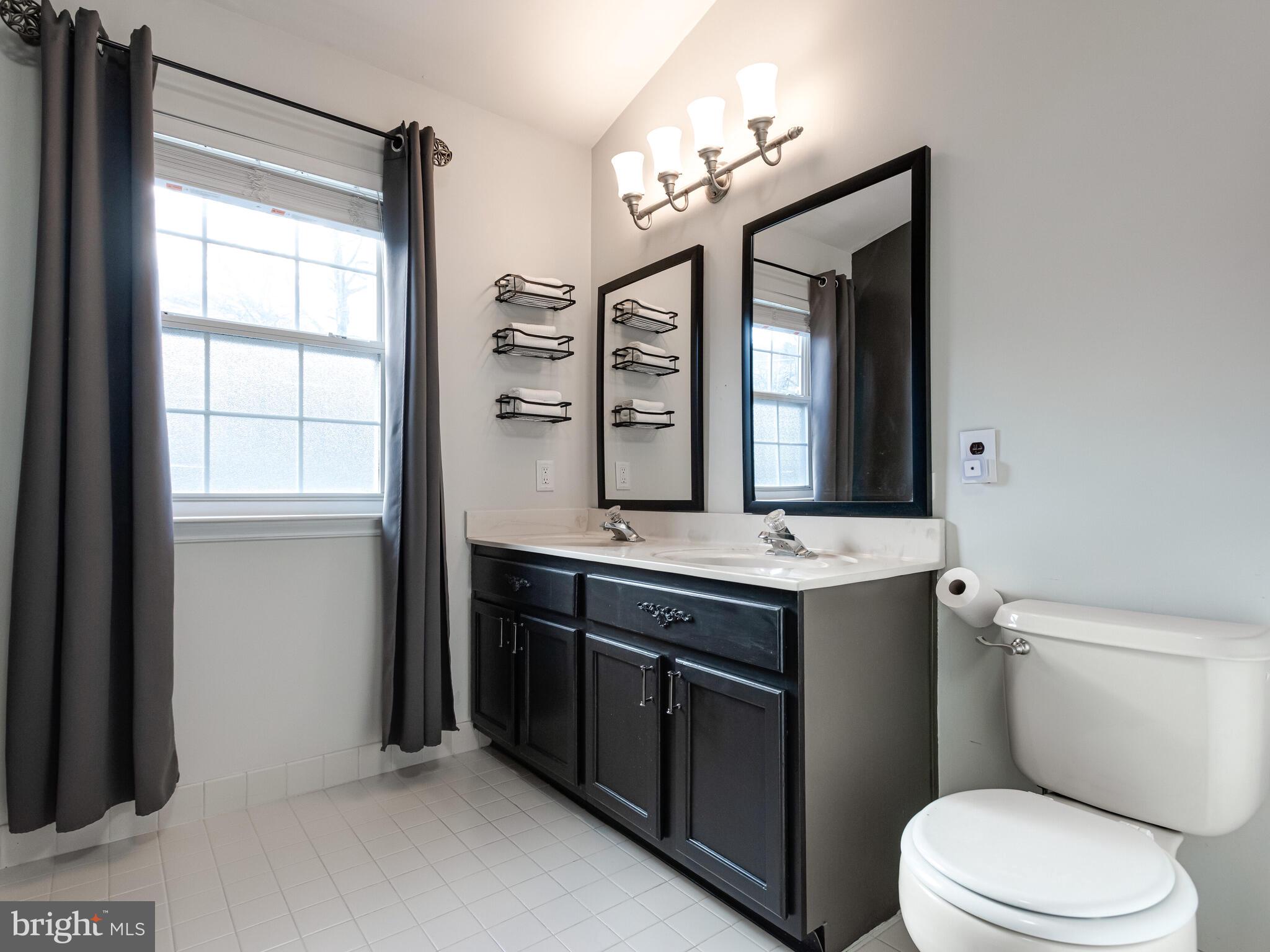 CHARLESTOWN HUNT - Residential