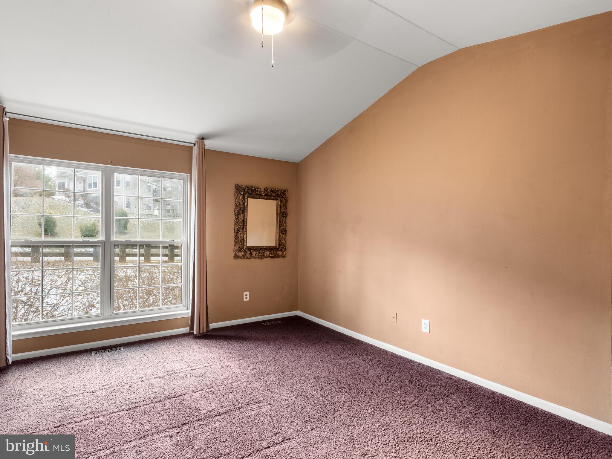 CHARLESTOWN HUNT - Residential