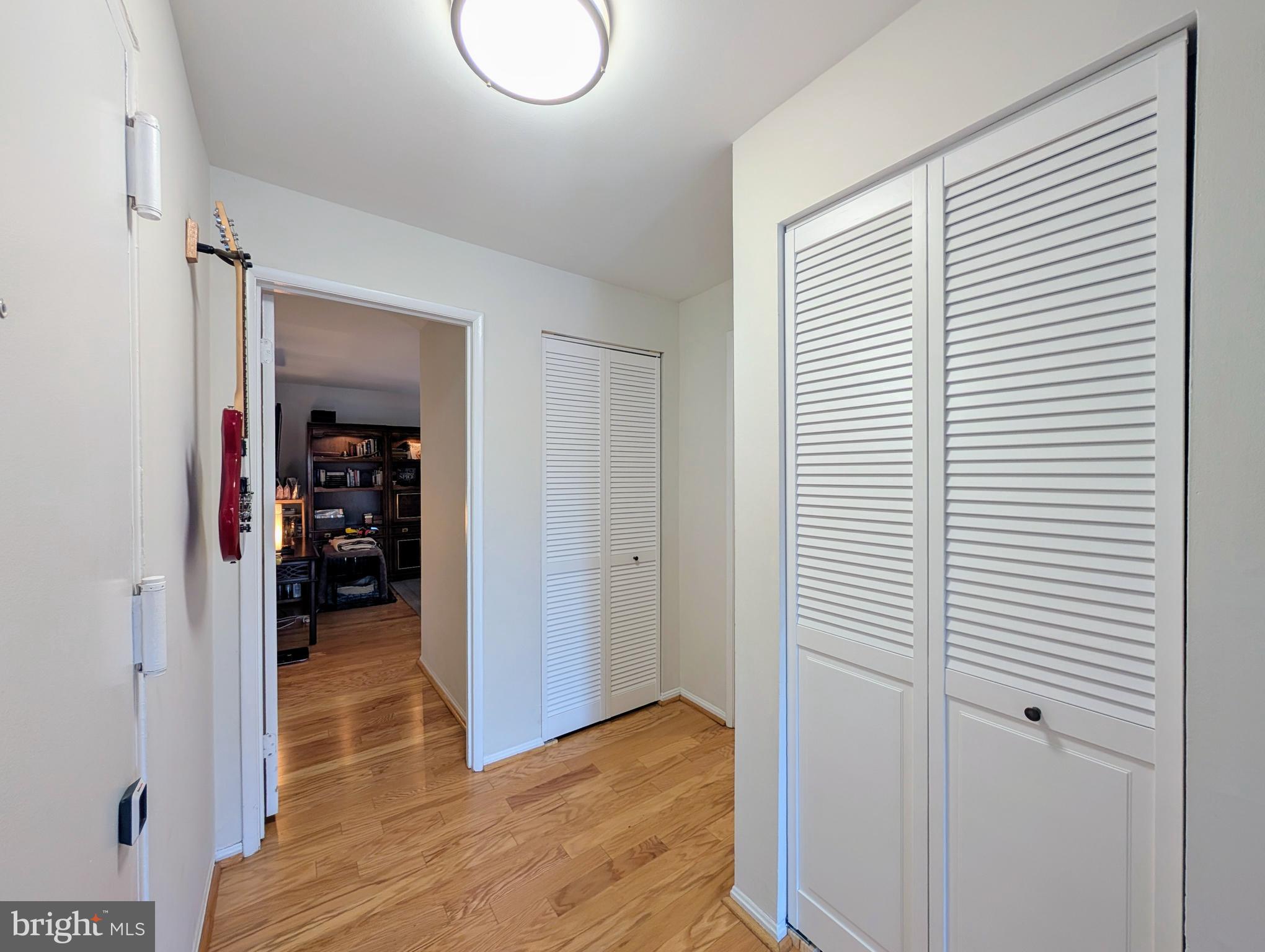 AMERICANA CENTRE - Land