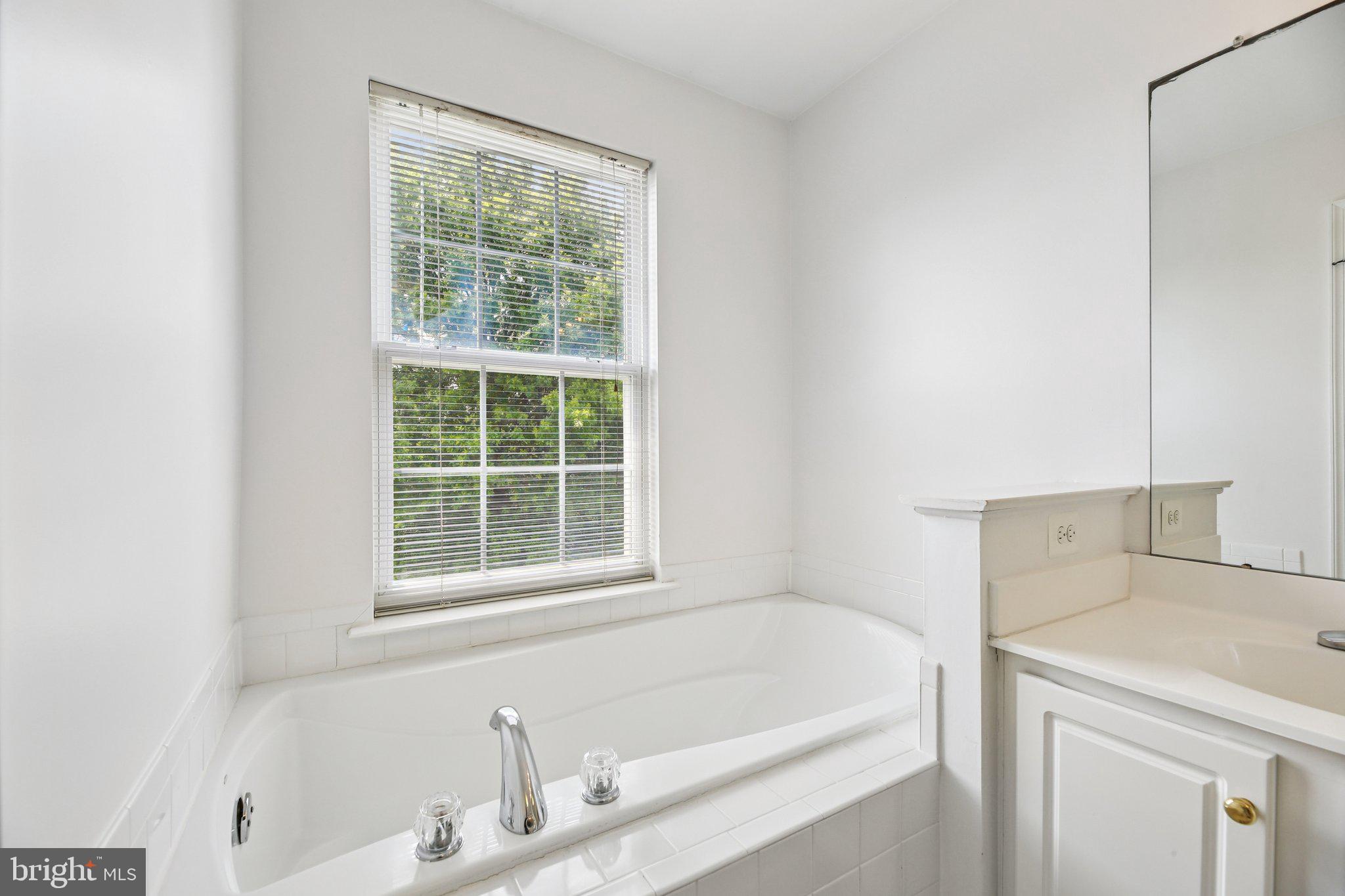 WELLINGTON TRACE - Residential