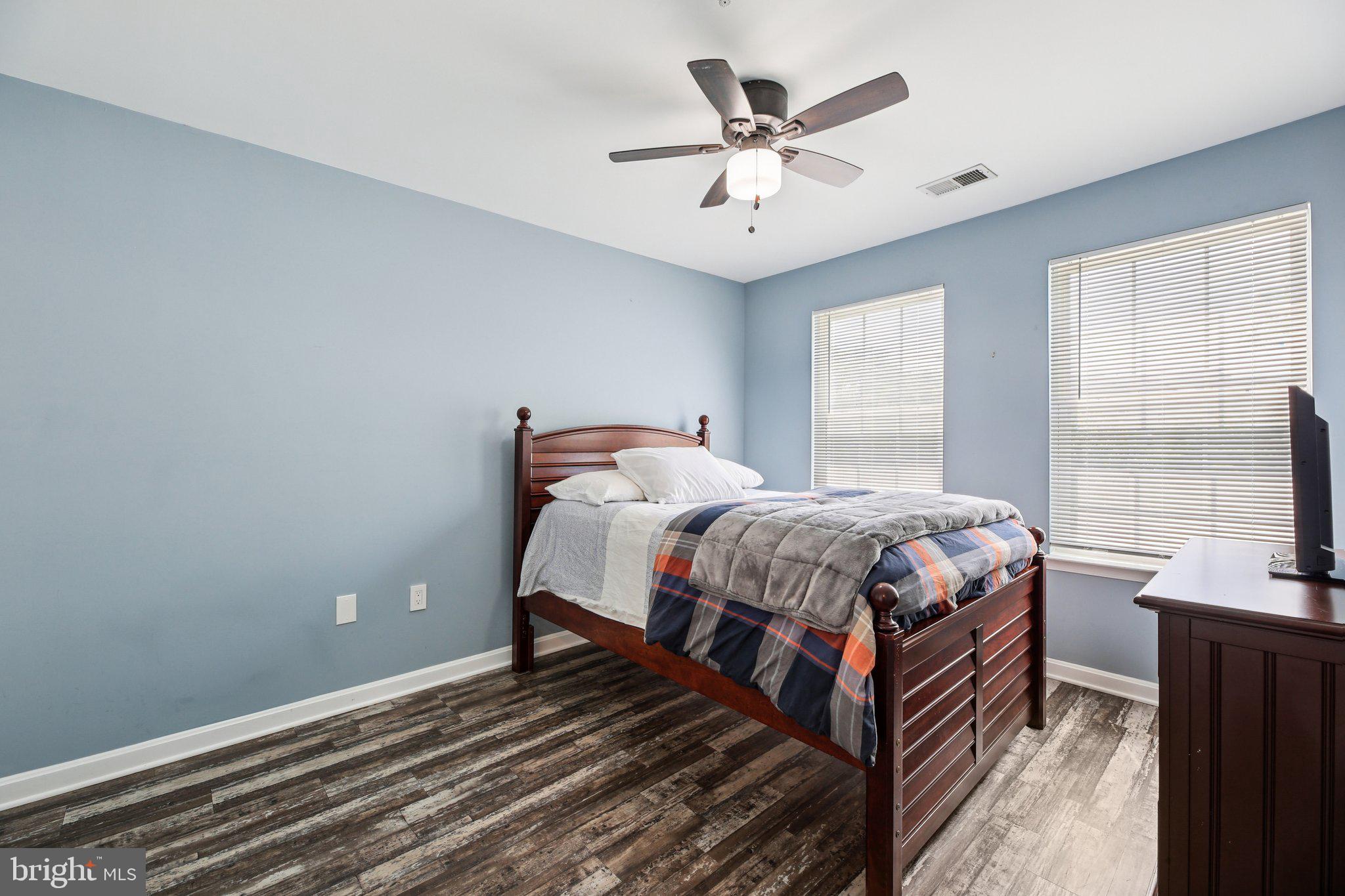 WELLINGTON TRACE - Residential